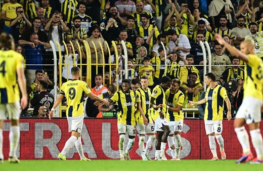 Fenerbahçe, UEFA Avrupa Ligi'nde yarın Manchester United'ı ağırlayacak