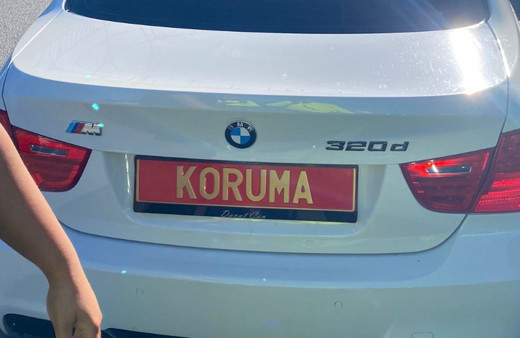 Esenler'de denetim sırasında kendisini polis olarak tanıtan kişiyle 2 arkadaşı gözaltına alındı