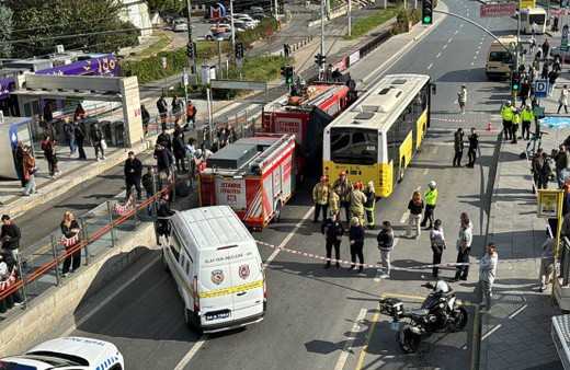 Bakırköy'de İETT otobüsünün çarptığı yaşlı kadın öldü