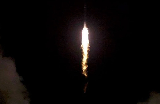 Çin’in 14. mürettebatlı uzay görevi! Uzay mekiği hedefe ulaştı