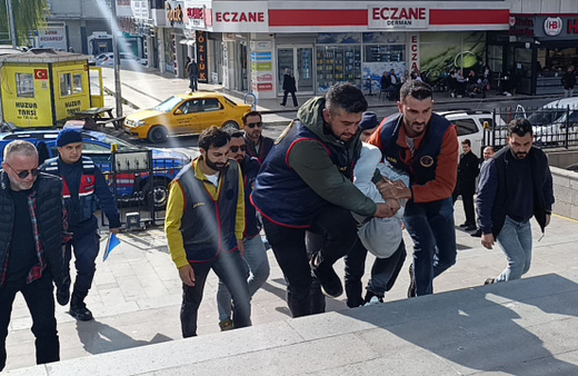 Tekirdağ'da cinsel istismara uğradığı iddia edilen bebeğin, anne ve babası tutuklandı