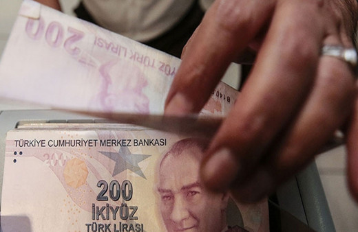 Milyonlarca memur ve emekli bekliyor! 4 aylık enflasyon farkı ne kadar oldu, maaşlara nasıl yansıyacak?