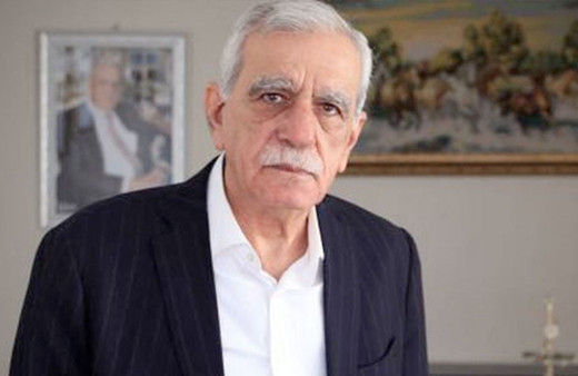 Görevden alınan Mardin Büyükşehir Belediye Başkanı Ahmet Türk'ten açıklama