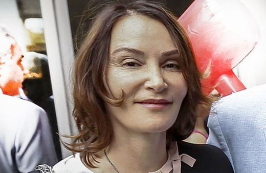 CHP'de Ebru Gündeş krizi! Aslı Baykal'dan Özgür Özel'e sert tepki