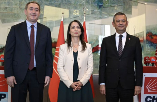 CHP ve DEM Parti'den ortak karar: TBMM'deki çalışmalara katılmayacaklar