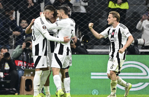 Beşiktaş Malmö engelini 2 golle geçti