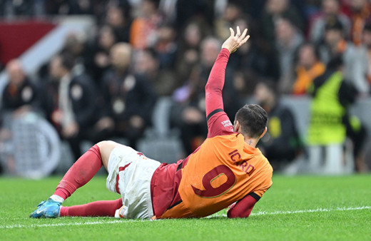 Galatasaray'da Mauro Icardi depremi! Sezonu kapatan yıldız futbolcudan ilk açıklama geldi