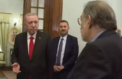 Atatürk'ün fotoğrafını gören Erdoğan, bir anda Murat Bardakçı'ya döndü: Hala konuşuyorlar ya!