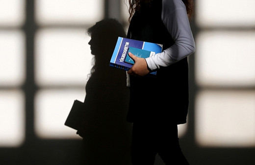 Öğrencilerin iki aylık burs ve kredi ödemeleri hesaplara yatırılmaya başlandı