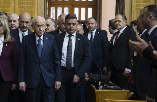 Bahçeli'den MSB'nin teğmen kararı yorumu