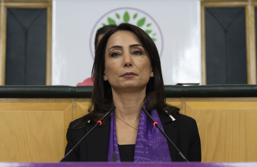 Tülay Hatimoğulları'ndan Bahçeli'ye 'Amerikan uşağı olmuşlar' yanıtı