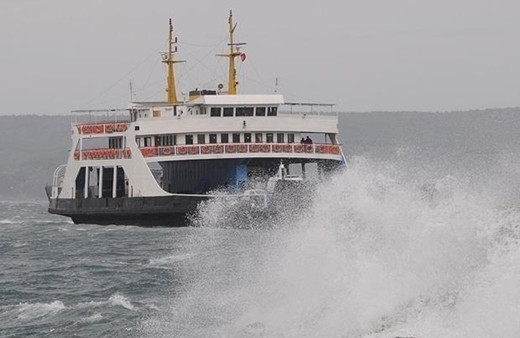 Gökçeada ve Bozcaada feribot hatlarında yarınki seferlerden bazıları iptal edildi