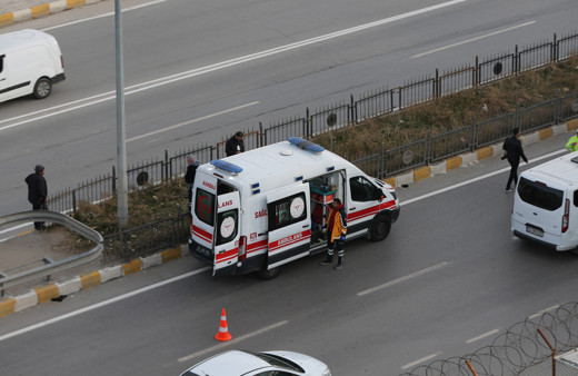 Van'da otomobilin çarptığı kadın hayatını kaybetti