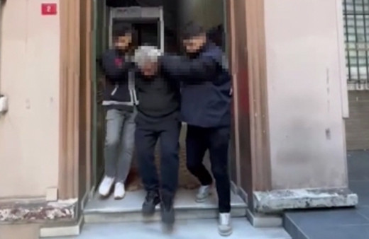 Beyoğlu'nda kanser hastası kadın oğlu tarafından dövülerek öldürüldü