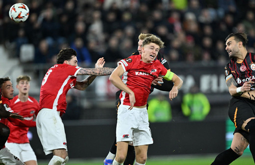 UEFA Avrupa Ligi'nde 18 maç oynandı toplu sonuçlar