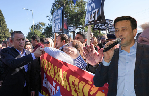 Özgür Özel'in otopark iddiasına Hamza Dağ'dan yanıt geldi