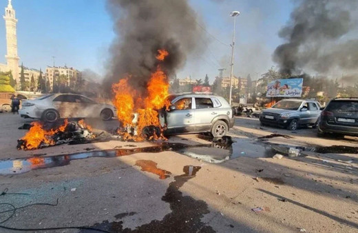 Rusya, Halep şehir merkezini bombaladı: Çok sayıda ölü var!