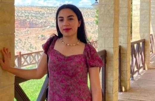 19 yaşındaki Esra’dan haber alınamıyor