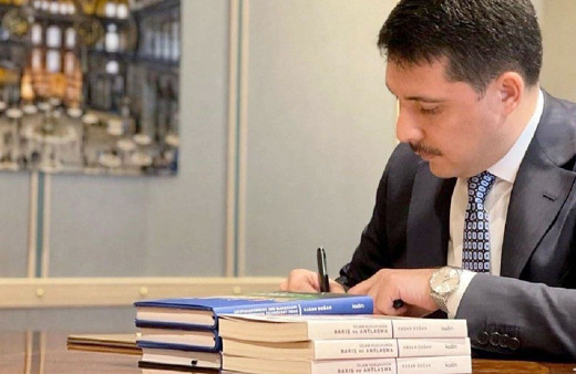 Cumhurbaşkanı Erdoğan'ın Özel Kalem Müdürü Hasan Doğan'ın imza günü