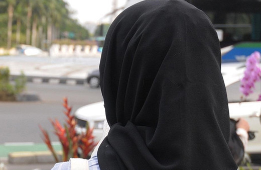 Fransa'da engelli Müslüman kadın ırkçı saldırıya uğradı