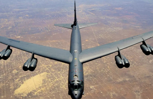 ABD'den Suriye'ye operasyon! Yıkım filosu bombalıyor