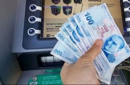 100 liralık banknot kalkıyor mu? ATM'ler köklü değişime hazırlanıyor