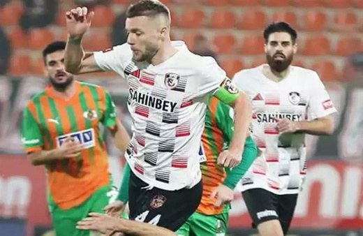 Alanyaspor, Gaziantep FK'yı farklı mağlup etti