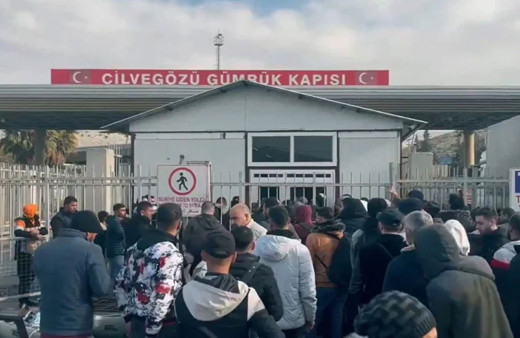 Esad rejiminin çökmesinin ardından ülkesine dönen Suriyeli sayısı belli oldu