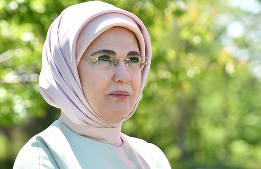 Emine Erdoğan'dan Şeb-i Arus paylaşımı