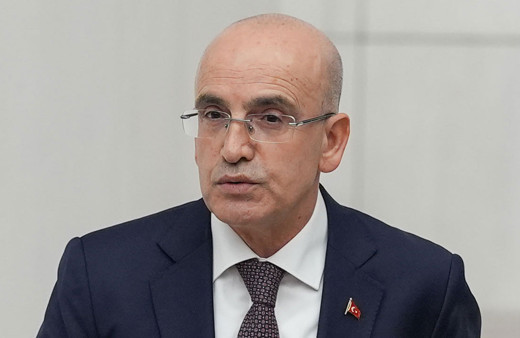 Hazine ve Maliye Bakanı Mehmet Şimşek'ten asgari ücret açıklaması