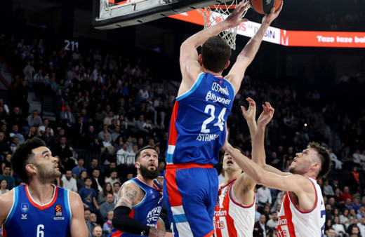 Anadolu Efes, EuroLeague’de Kızılyıldız’ı farklı geçti