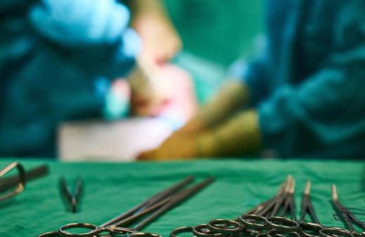 Diyarbakır'da "bıçak parası" aldığı iddia edilen doktor tutuklandı