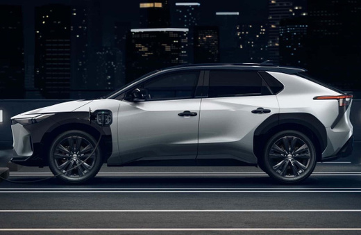 Toyota'dan şaşırtan karar: Popüler aracın ismini değiştiriyor! Kullanıcılar eleştirmişti