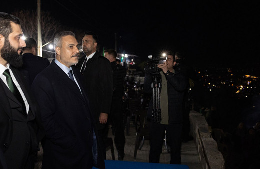 Hakan Fidan ve Suriye'nin yeni lideri Ahmed eş-Şera Kasun Dağı'nda beraber çay içti