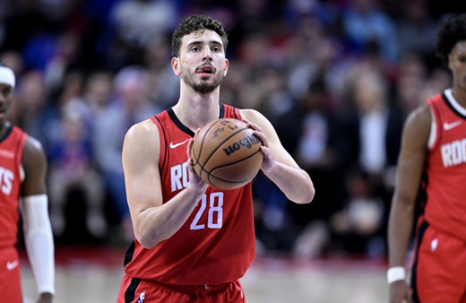 NBA'de Rockets, Alperen Şengün'ün "double-double" yaptığı maçta Raptors'ı yendi