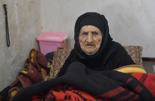 Irak'ta 122 yaşındaki Telaferli Türkmen nine Osmanlı dönemini hasretle yad ediyor