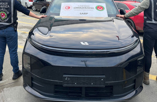 11 ilde operasyon! 50 lüks araca el konuldu