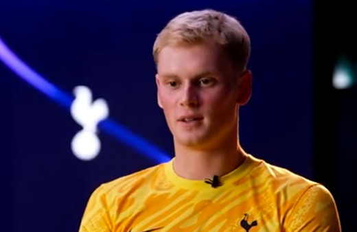 Tottenham Slavia Prag'ın genç kalecisini transfer etti