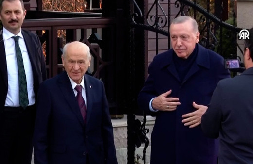 Erdoğan-Bahçeli görüşmesinde esprili diyalog: Devlet Bey'in delikanlılığı