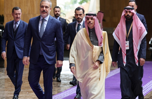 Bakan Hakan Fidan, Riyad'da düzenlenen Suriye toplantısına katıldı