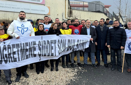 Müdür yardımcısını bıçakla boğazından yaraladı kız öğrenciye attığı mesaj tüyler ürpertti