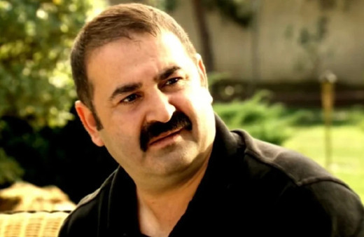 Şafak Sezer 'kör ediyor insanı' deyip milyonda bir görülen hastalığını açıkladı