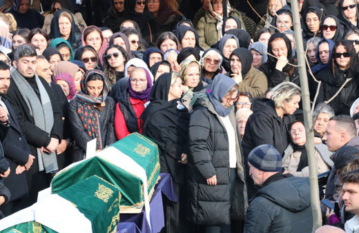 Karnelerini alan çocuklarını ödüllendirmek için Bolu'ya gitmişler!