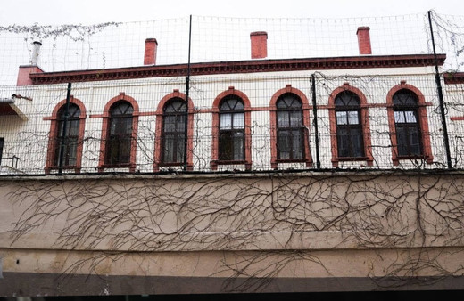 Bakırköy’de özel bir liseye silahlı saldırı