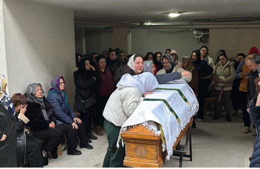 Otel yangınında 12'nci kattan atladı!  Şevval Şahin son yolculuğuna uğurlandı