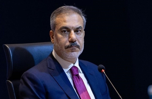 Bakan Hakan Fidan: Suriye'de silahlı gruplar tek bir ordu çatısı altında toplanmalı