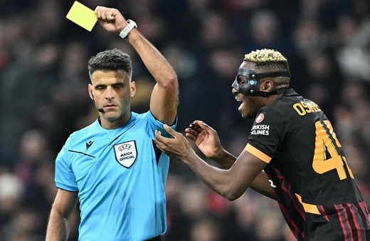 Victor Osimhen, cezalı duruma düştü