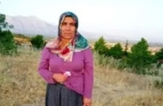 Komşusunu bilezikleri için öldüren kadın ve arkadaşı tutuklandı