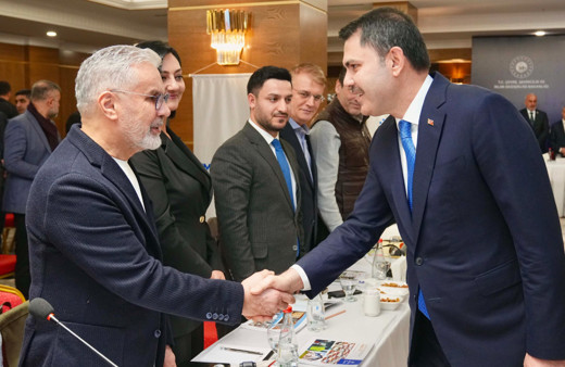 Bakan Murat Kurum, deprem bölgesindeki projelerle ilgili bilgiler verdi: "Vatandaşın istemediği hiçbir işe imza atmadık"