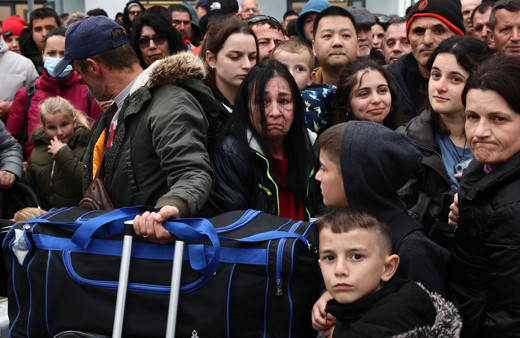 Ege'deki sismik hareketlilik! 9 bin kişi Santorini Adası'nı terk etti